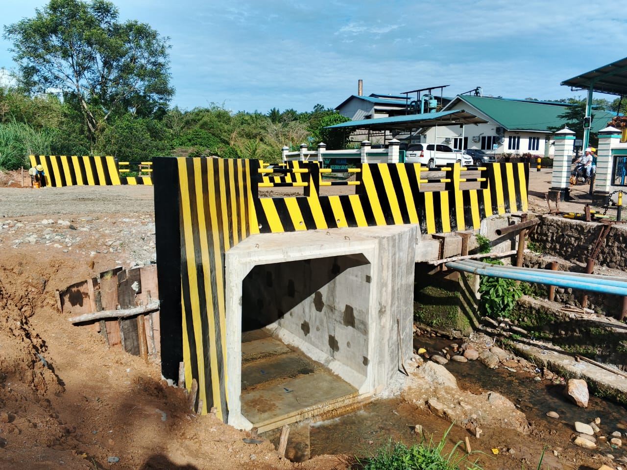 3bf90f7c-dba1-4895-9ca6-f615d595b4de