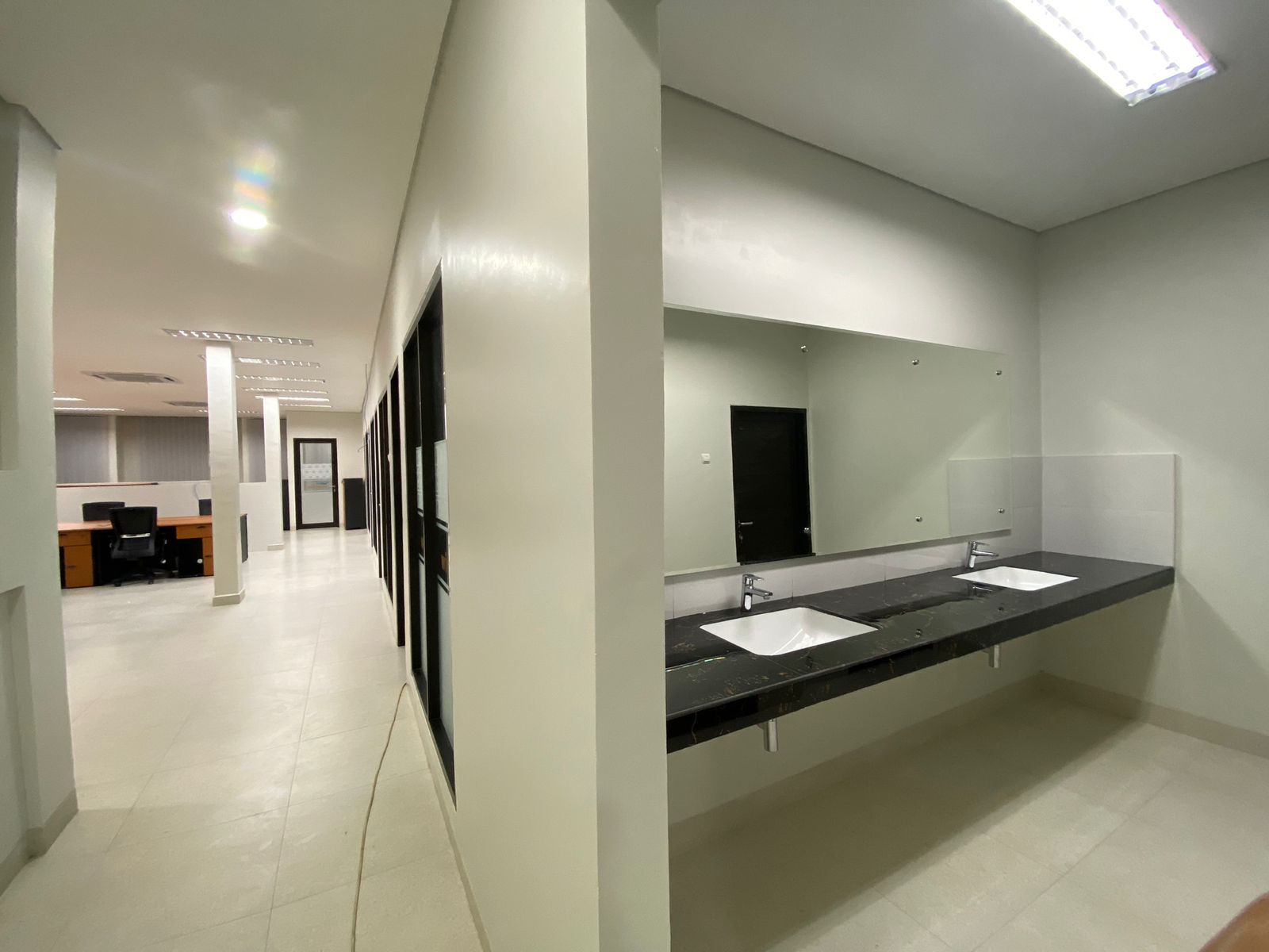 fefe8d50-cbc4-4171-ba46-18d68b7f5115 (1)